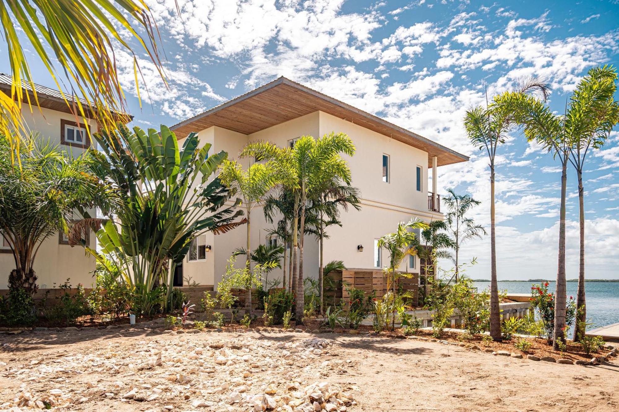 Itz'Ana Resort & Residences Placencia Bagian luar foto