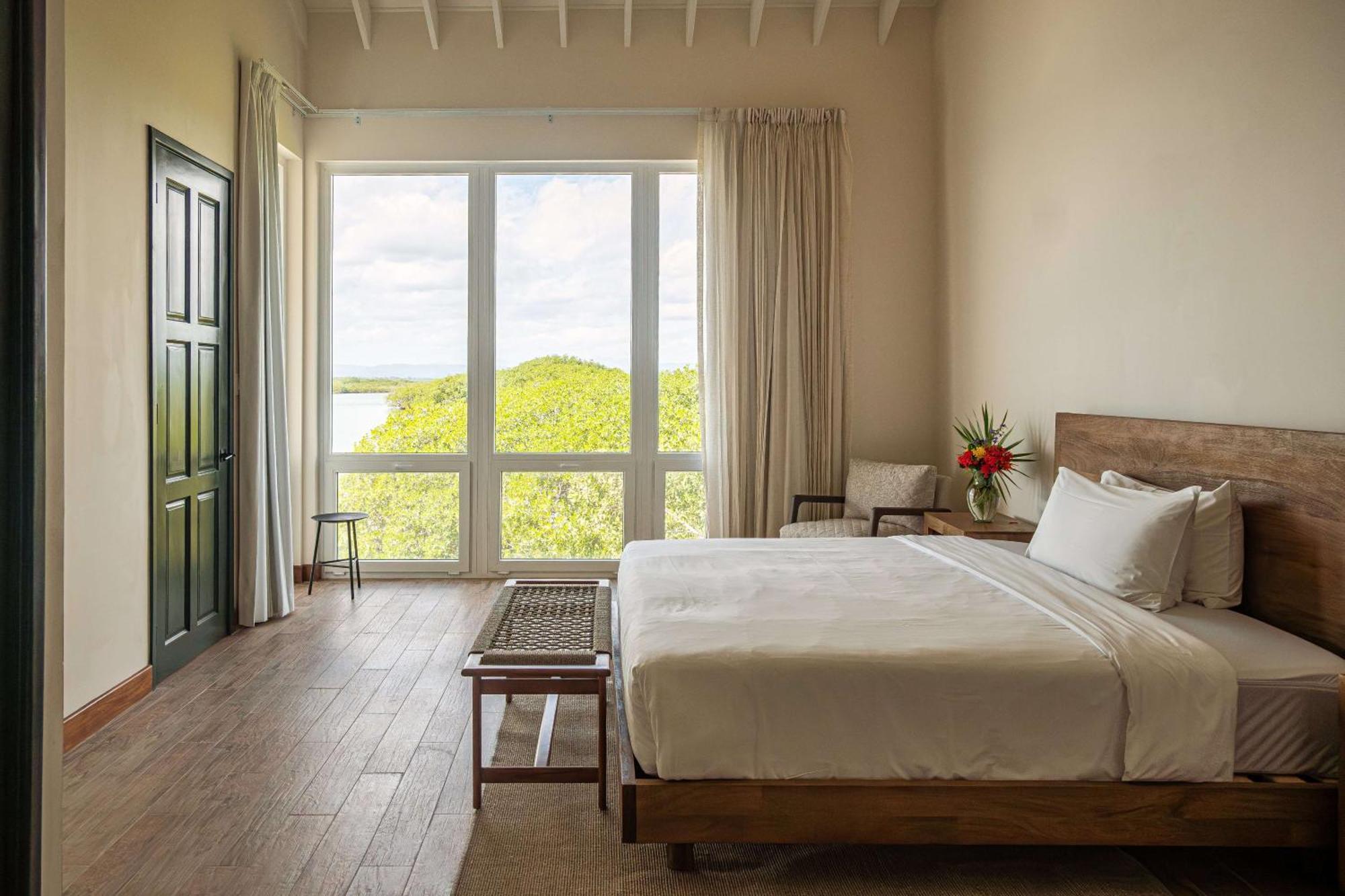 Itz'Ana Resort & Residences Placencia Bagian luar foto